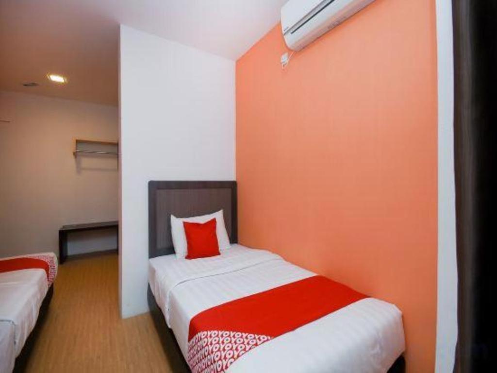 Oyo 1111 Harmony Stay Мири Экстерьер фото