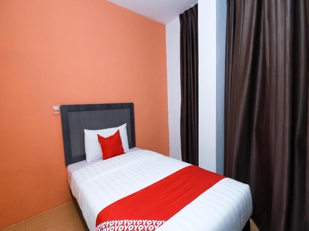 Oyo 1111 Harmony Stay Мири Экстерьер фото