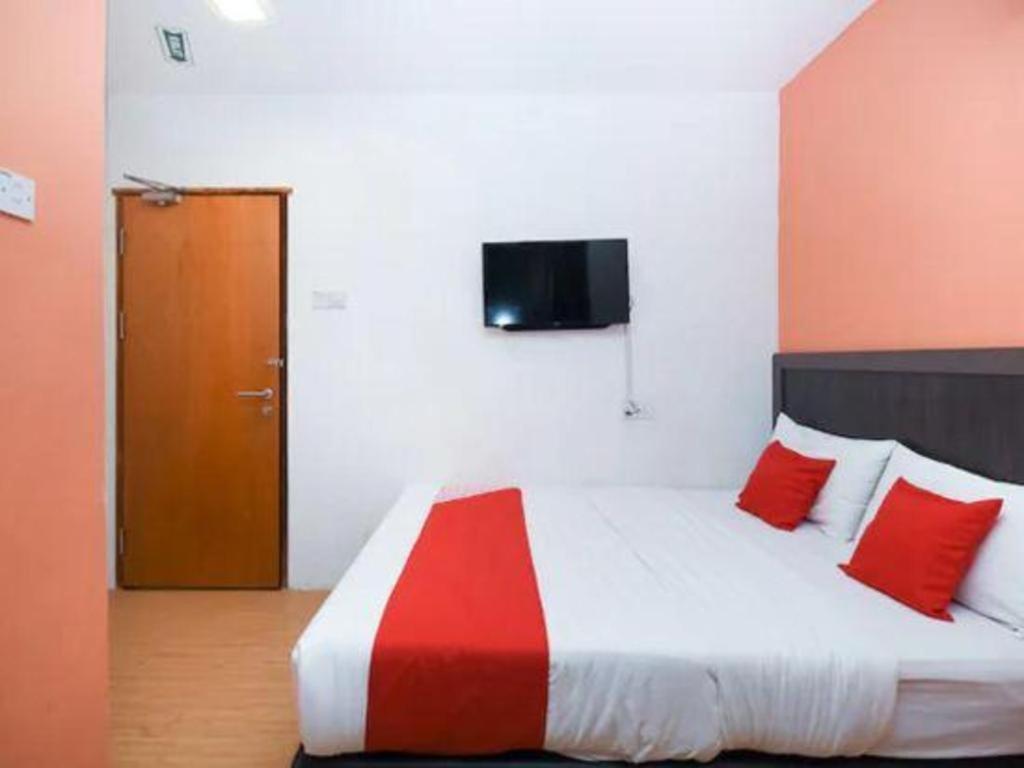 Oyo 1111 Harmony Stay Мири Экстерьер фото