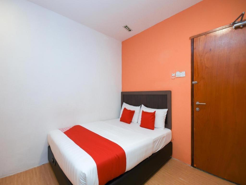 Oyo 1111 Harmony Stay Мири Экстерьер фото
