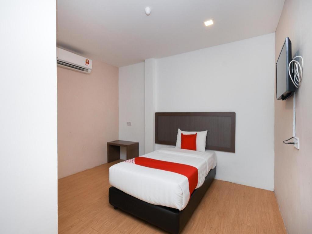 Oyo 1111 Harmony Stay Мири Экстерьер фото