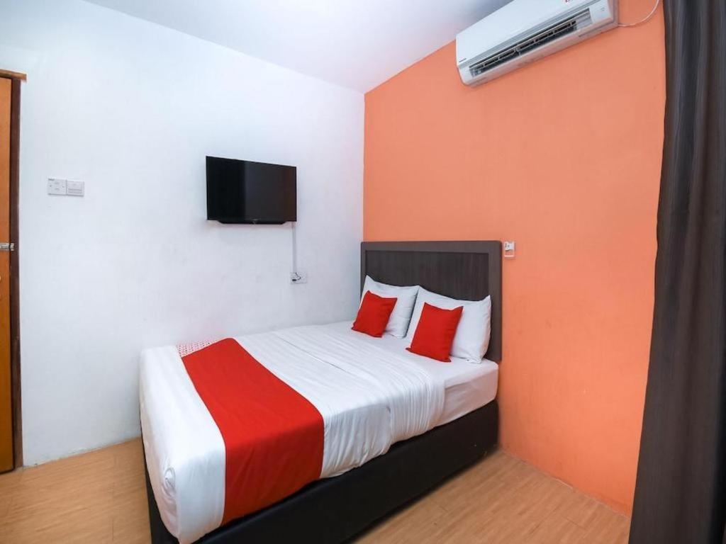 Oyo 1111 Harmony Stay Мири Экстерьер фото