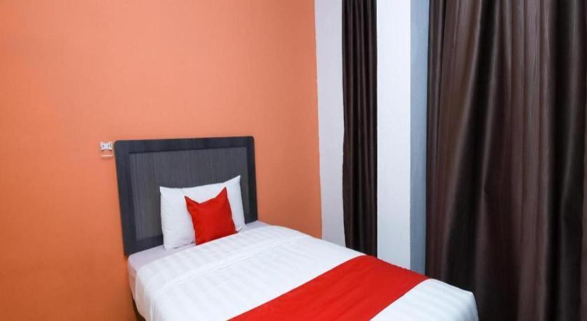 Oyo 1111 Harmony Stay Мири Экстерьер фото