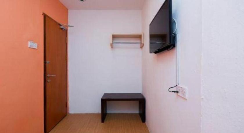 Oyo 1111 Harmony Stay Мири Экстерьер фото