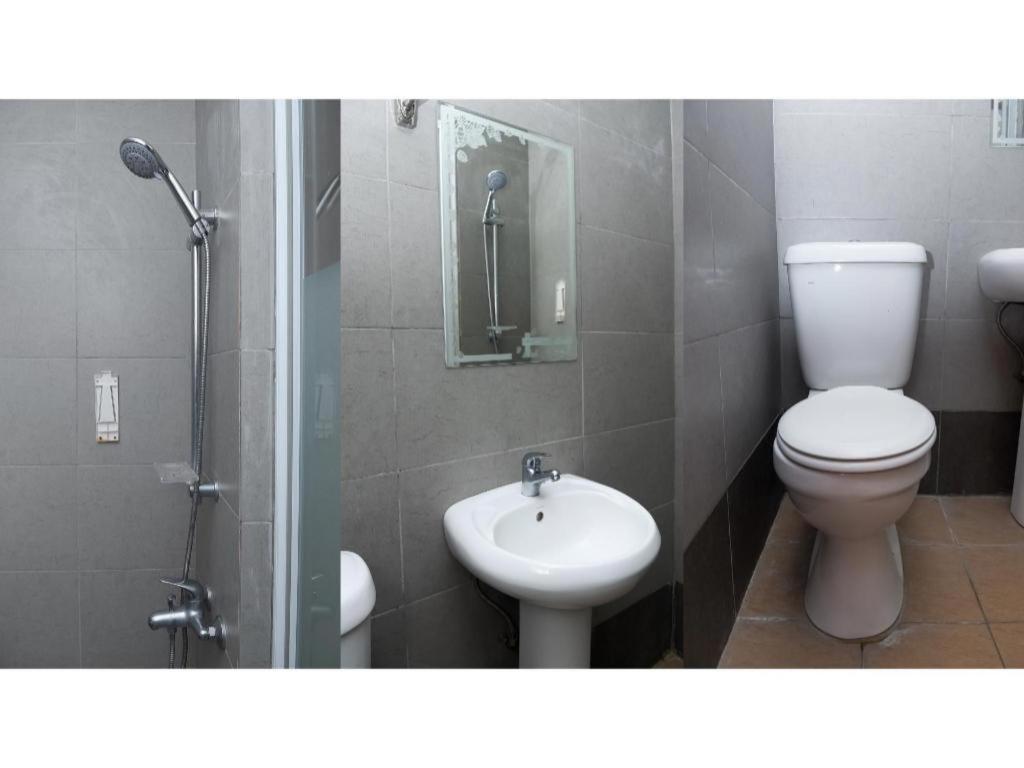 Oyo 1111 Harmony Stay Мири Экстерьер фото