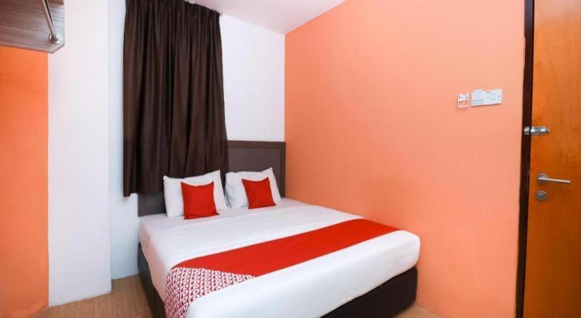 Oyo 1111 Harmony Stay Мири Экстерьер фото